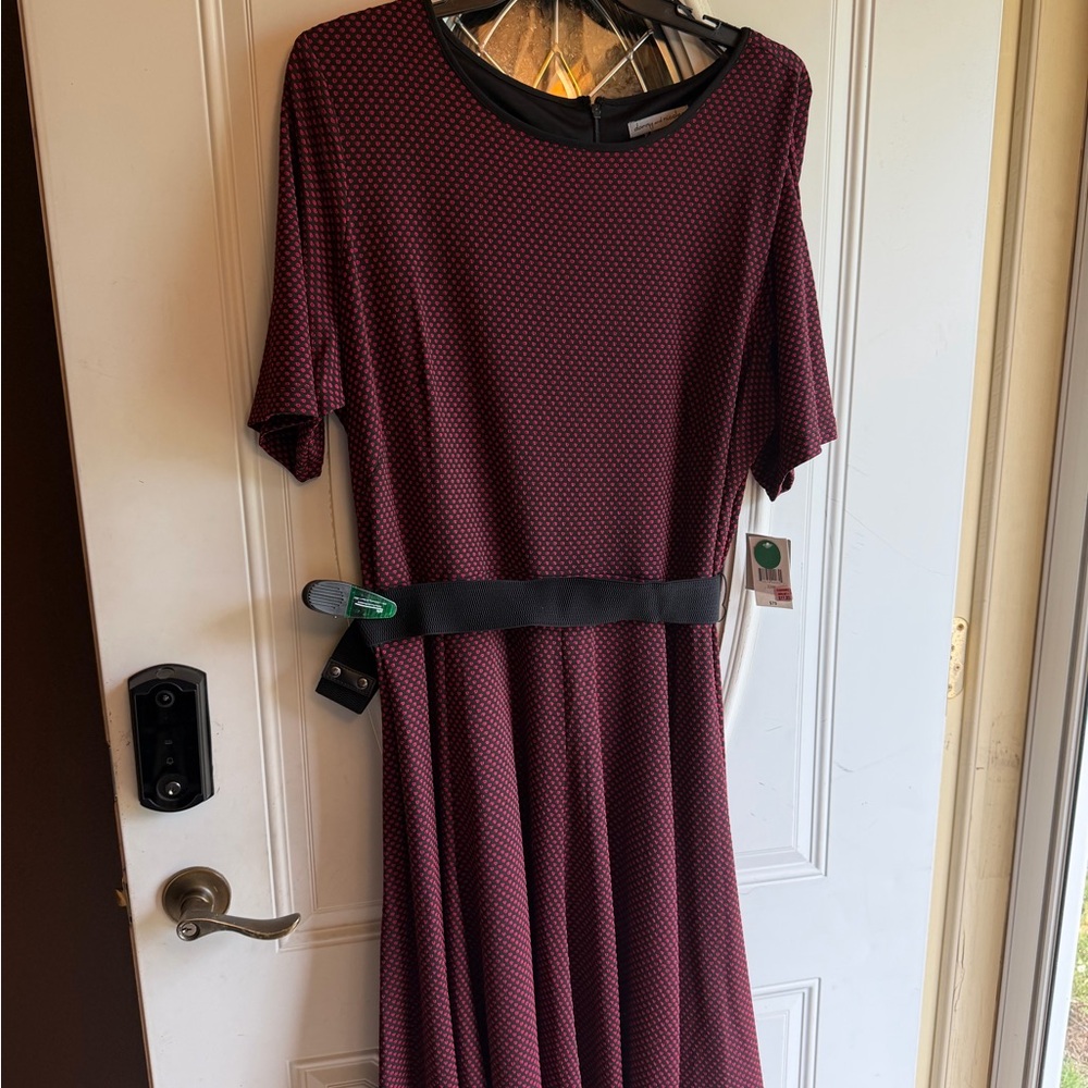 Danny & Nicole Burgundy and Black Midi Dress